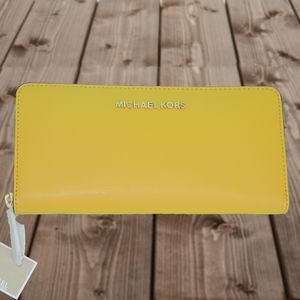 Michael Kors Jet Set Wallet - NWT | Jasmine Yellow